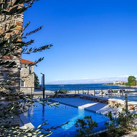 Steinhaus Mediterra Mit Pool & Meerblick - Lukoran, Insel Ugljan Bei Zadar Casa de Férias *