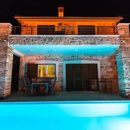Steinhaus Mediterra Mit Pool & Meerblick - Lukoran, Insel Ugljan Bei Zadar Casa de Férias *