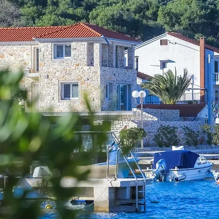 Casa de Férias Steinhaus Mediterra Mit Pool & Meerblick - Lukoran, Insel Ugljan Bei Zadar