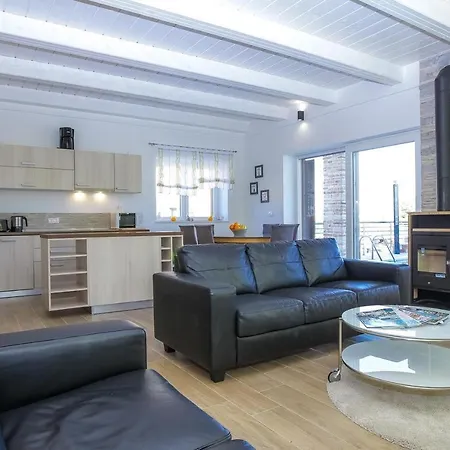 Casa de Férias Steinhaus Mediterra Mit Pool & Meerblick - Lukoran, Insel Ugljan Bei Zadar *