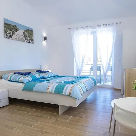 Prázdninový dům Steinhaus Mediterra Mit Pool & Meerblick - Lukoran, Insel Ugljan Bei Zadar