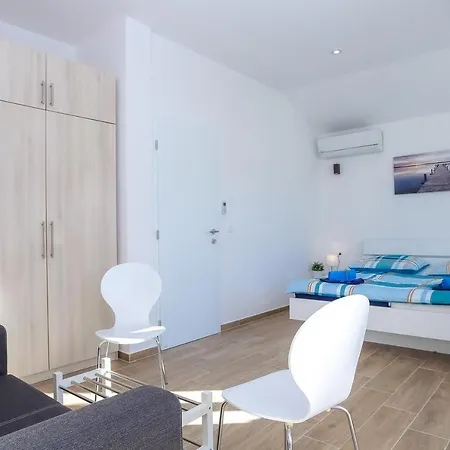 Steinhaus Mediterra Mit Pool & Meerblick - Lukoran, Insel Ugljan Bei Zadar Casa de Férias Lukoran
