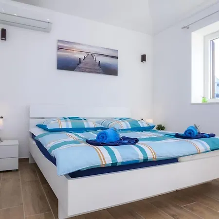 Steinhaus Mediterra Mit Pool & Meerblick - Lukoran, Insel Ugljan Bei Zadar Casa de Férias *
