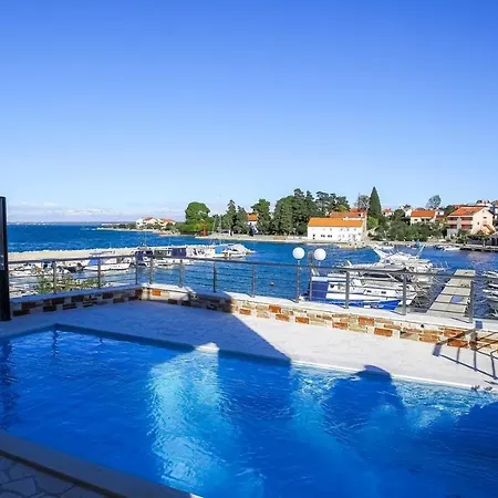 Steinhaus Mediterra Mit Pool & Meerblick - Lukoran, Insel Ugljan Bei Zadar *