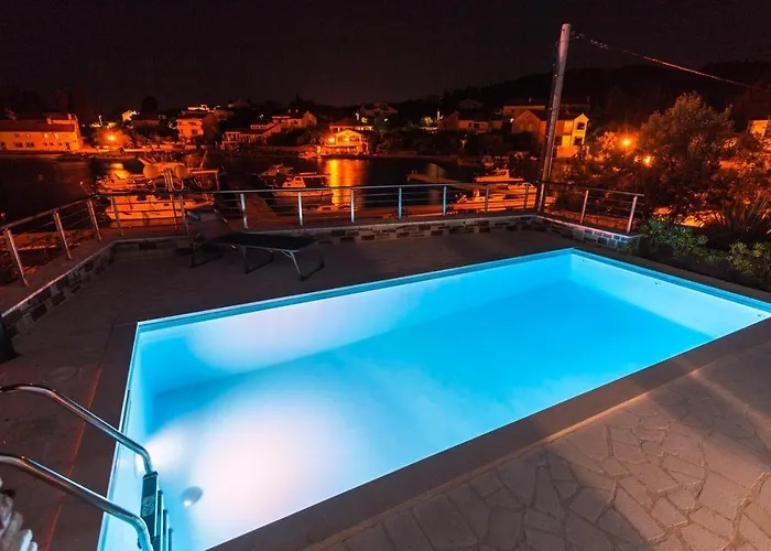 Steinhaus Mediterra Mit Pool & Meerblick - Lukoran, Insel Ugljan Bei Zadar بيت للعطل *