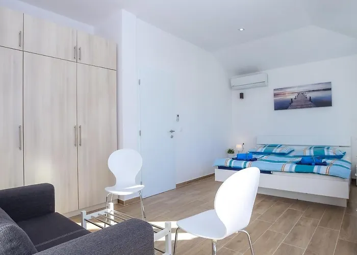 Steinhaus Mediterra Mit Pool & Meerblick - Lukoran, Insel Ugljan Bei Zadar بيت للعطل Lukoran