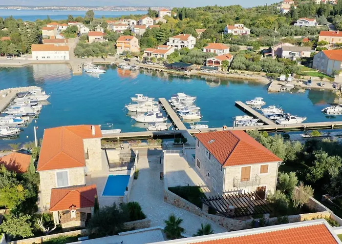 Steinhaus Mediterra Mit Pool & Meerblick - Lukoran, Insel Ugljan Bei Zadar *