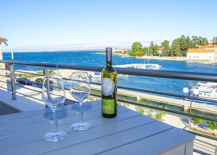 Steinhaus Mediterra Mit Pool & Meerblick - Lukoran, Insel Ugljan Bei Zadar Дом отдыха *