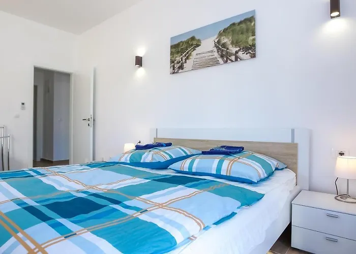 Дом отдыха Steinhaus Mediterra Mit Pool & Meerblick - Lukoran, Insel Ugljan Bei Zadar Lukoran