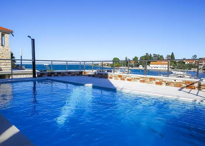 Steinhaus Mediterra Mit Pool & Meerblick - Lukoran, Insel Ugljan Bei Zadar Дом отдыха *